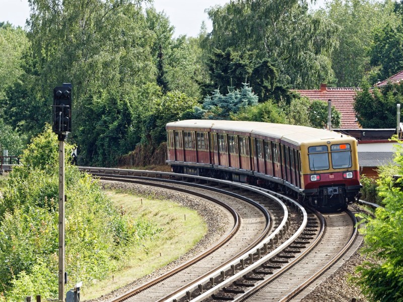Stillstand auf fünf Linien bei der S-Bahn Berlin! Hier rollt tagelang der Ersatzverkehr