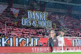 Die Fans von Union Berlin verabschieden Urs Fischer.